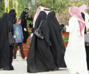 حتى (النقاب) لم يمنع التحرش بالسعودية