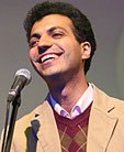 من ضــد سرخـابی‌ام!