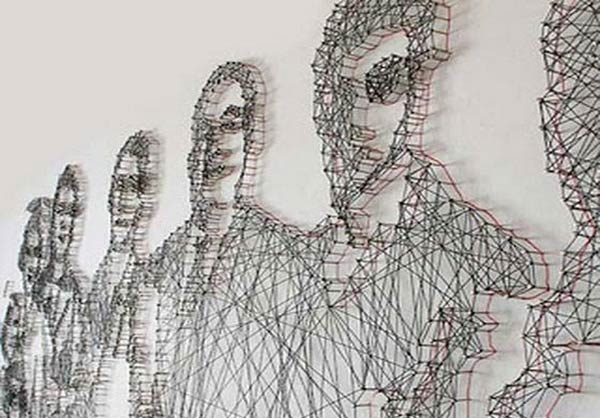 نقاشی با نخ و میخ +تصاویر