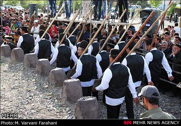 تصاویر: آیین بیل گردانی