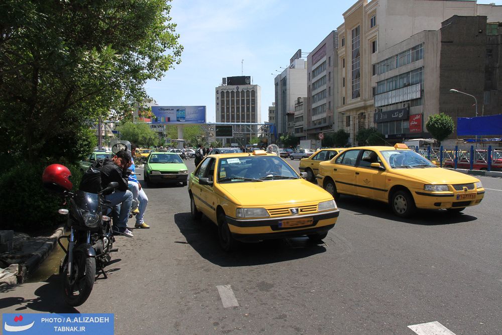 تصاویر: اوضاع نابسامان تاکسیها