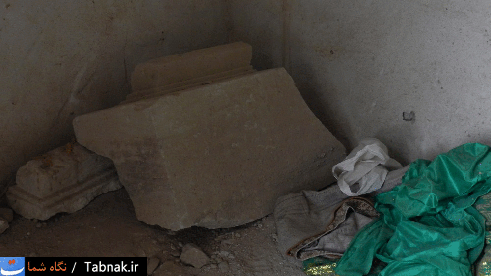 نگاه شما: گور سیبویه