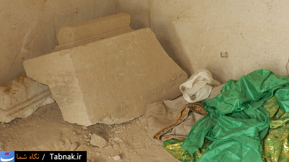 نگاه شما: گور سیبویه