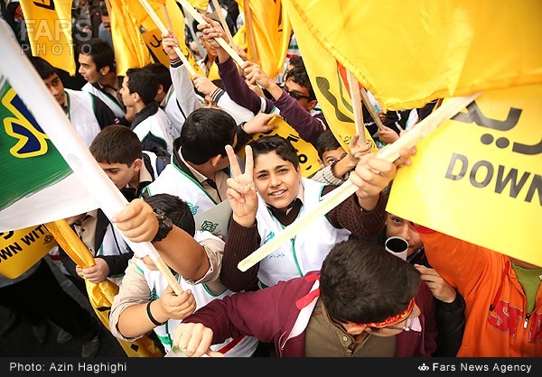 راهپیمایی یومالله 13 آبان