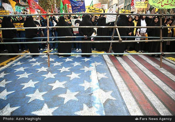 راهپیمایی یومالله 13 آبان