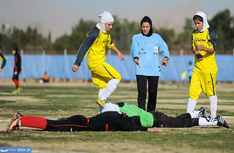 دیدار فوتبال جام حذفی بانوان