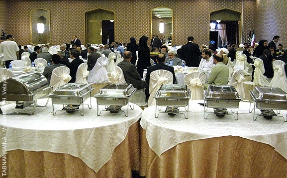 سفره های رنگین افطاری