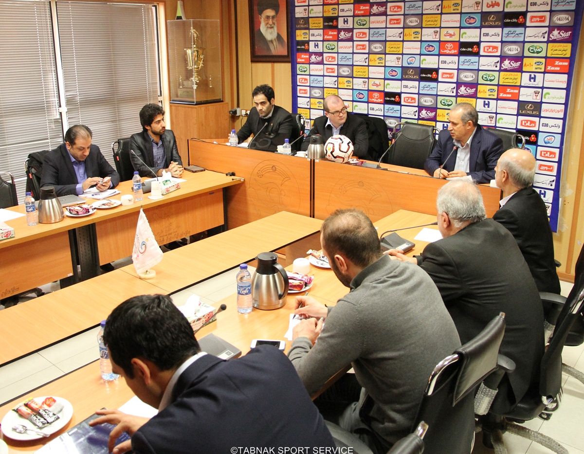 ناظرین AFC در سازمان لیگ