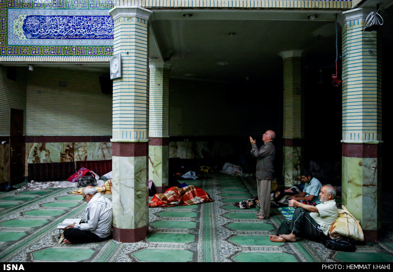 آیین معنوی اعتکاف در تهران