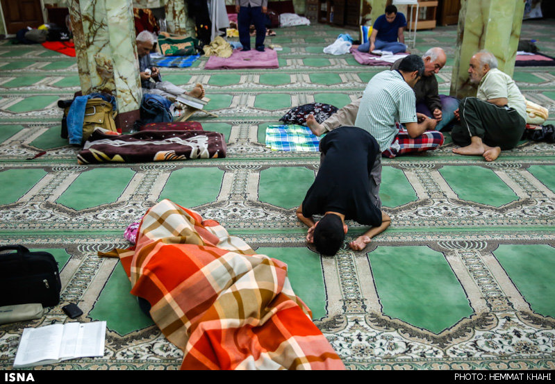 آیین معنوی اعتکاف در تهران