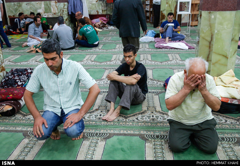 آیین معنوی اعتکاف در تهران