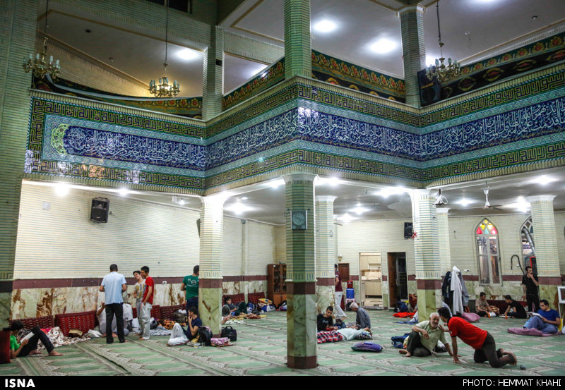 آیین معنوی اعتکاف در تهران