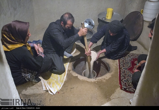 پخت حلیم نذری