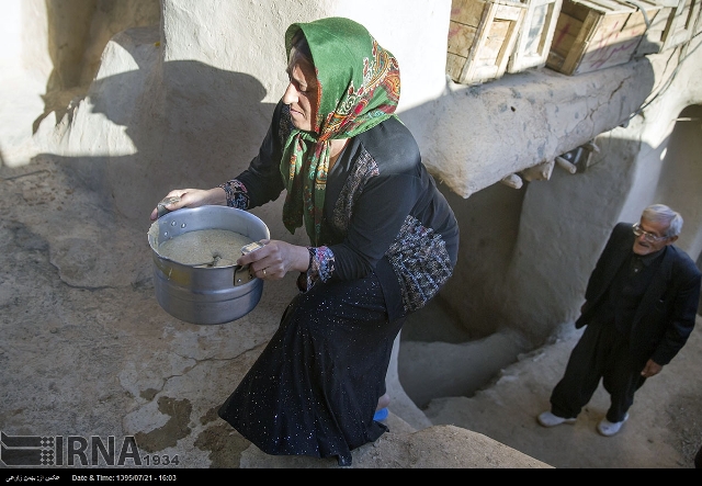 پخت حلیم نذری