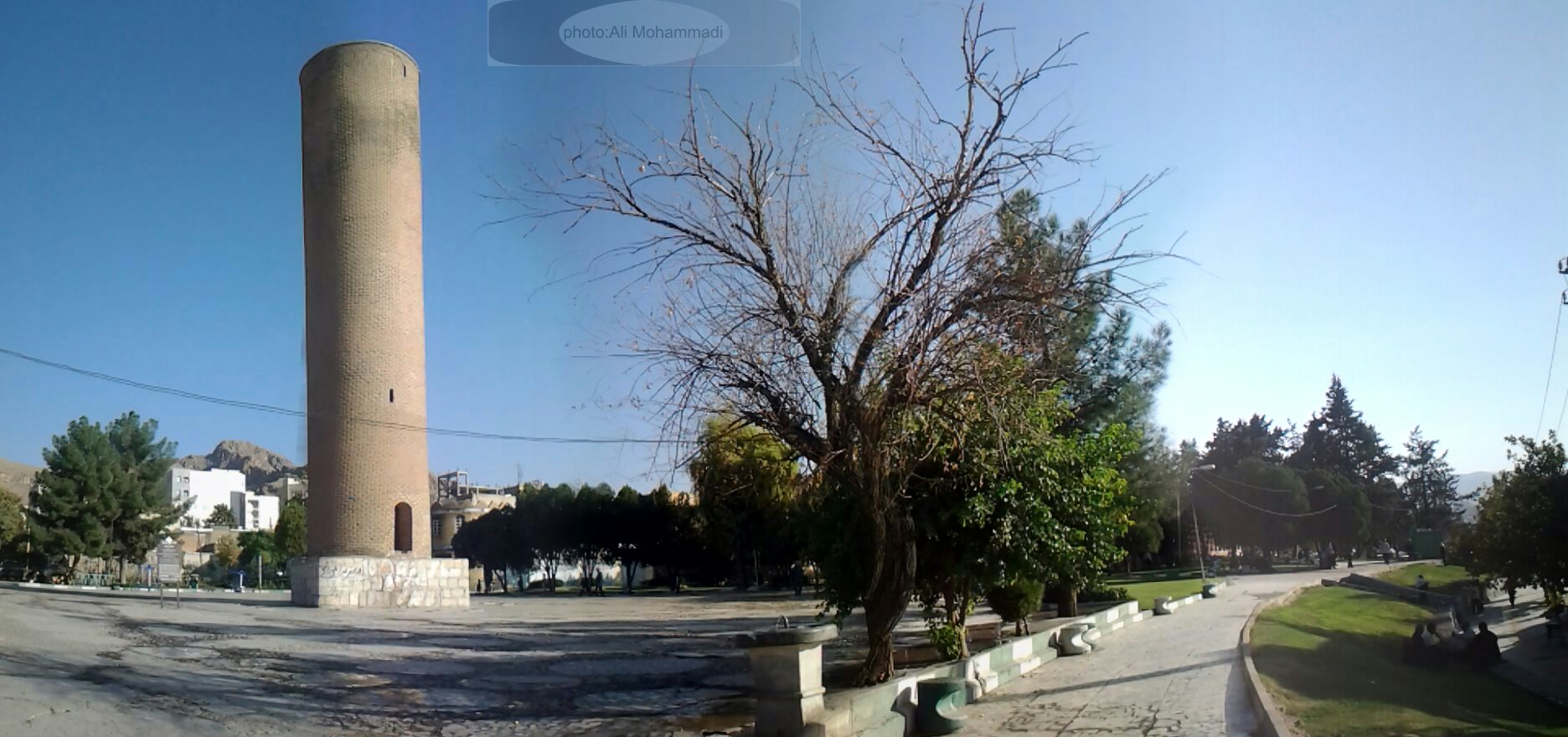 مناره آجری خرمآباد