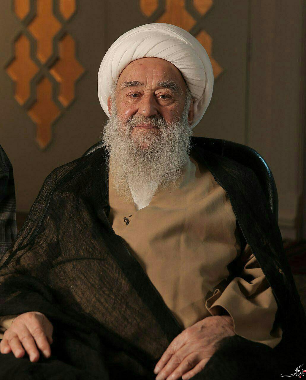 آیت الله نصرالله شاه آبادی دار فانی را وداع گفت