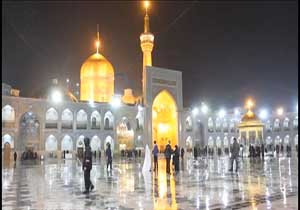 بارش باران بهاری در صحن جامع رضوی