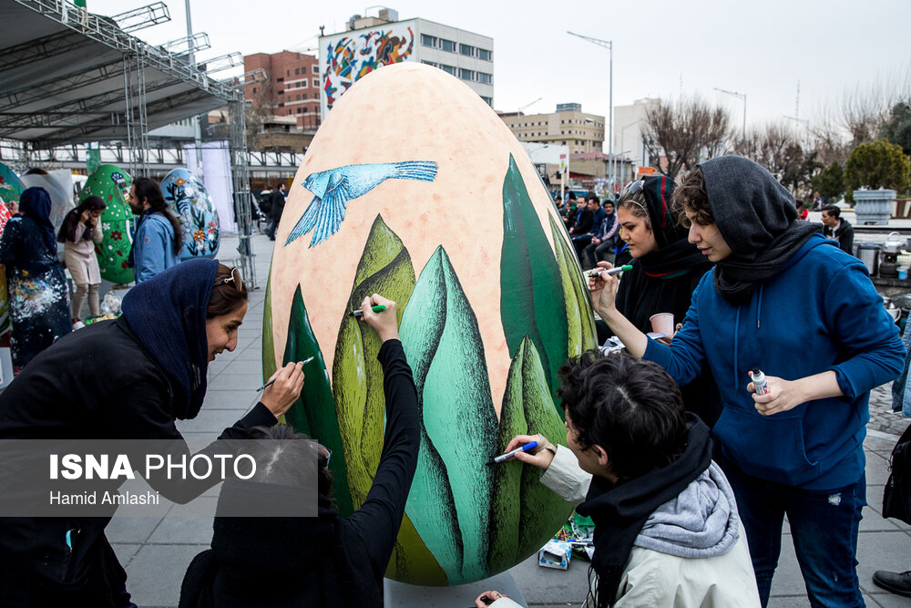 جشنواره تخم مرغهای رنگی