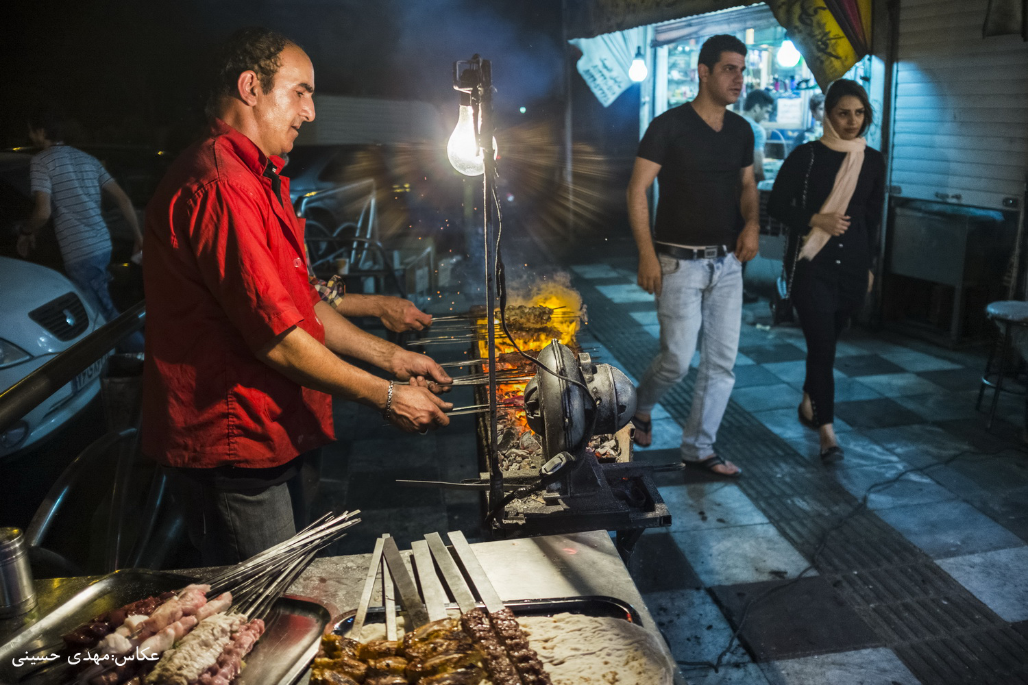زیر آسمان شب