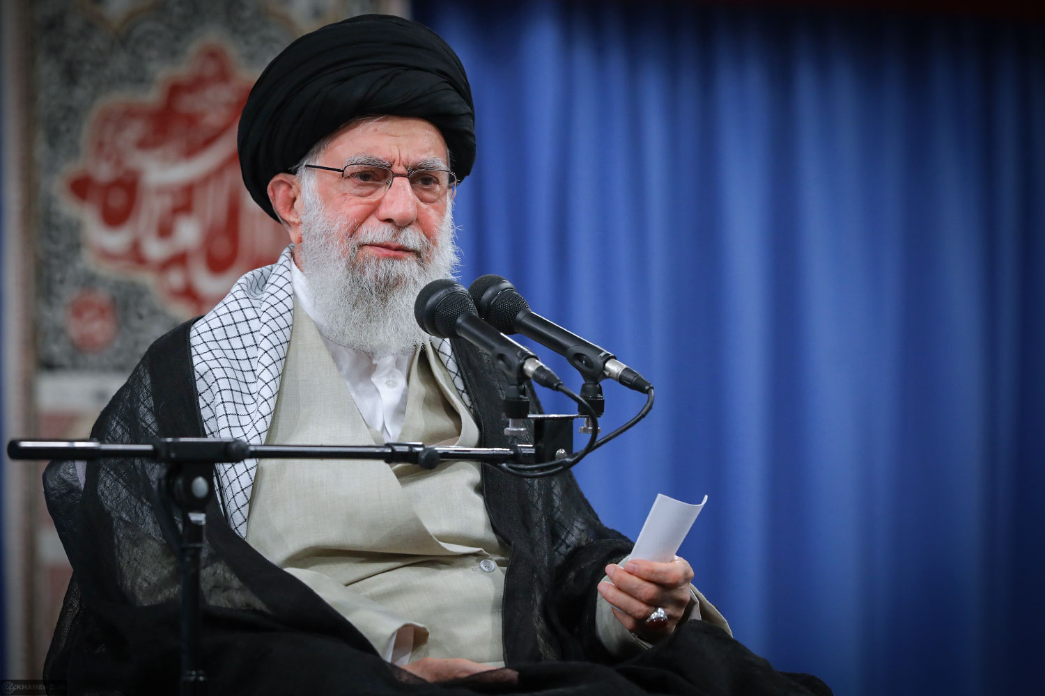 واکنش رهبری به تلاش ترامپ برای ملاقات با روحانی