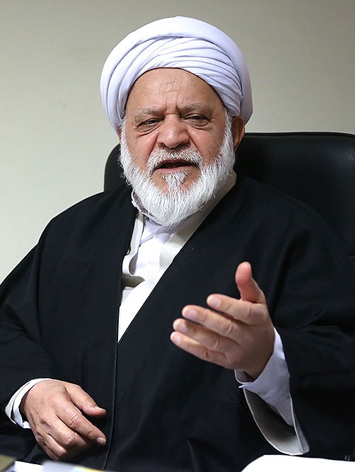 فقط شورای ائتلاف درباره سرلیستی قالیباف در تهران تصمیم میگیرد/ قالیباف چطور کاندیدای مجلس شد؟/ فعلا اصولگرایان و انقلابیون وحدت کاملی دارند