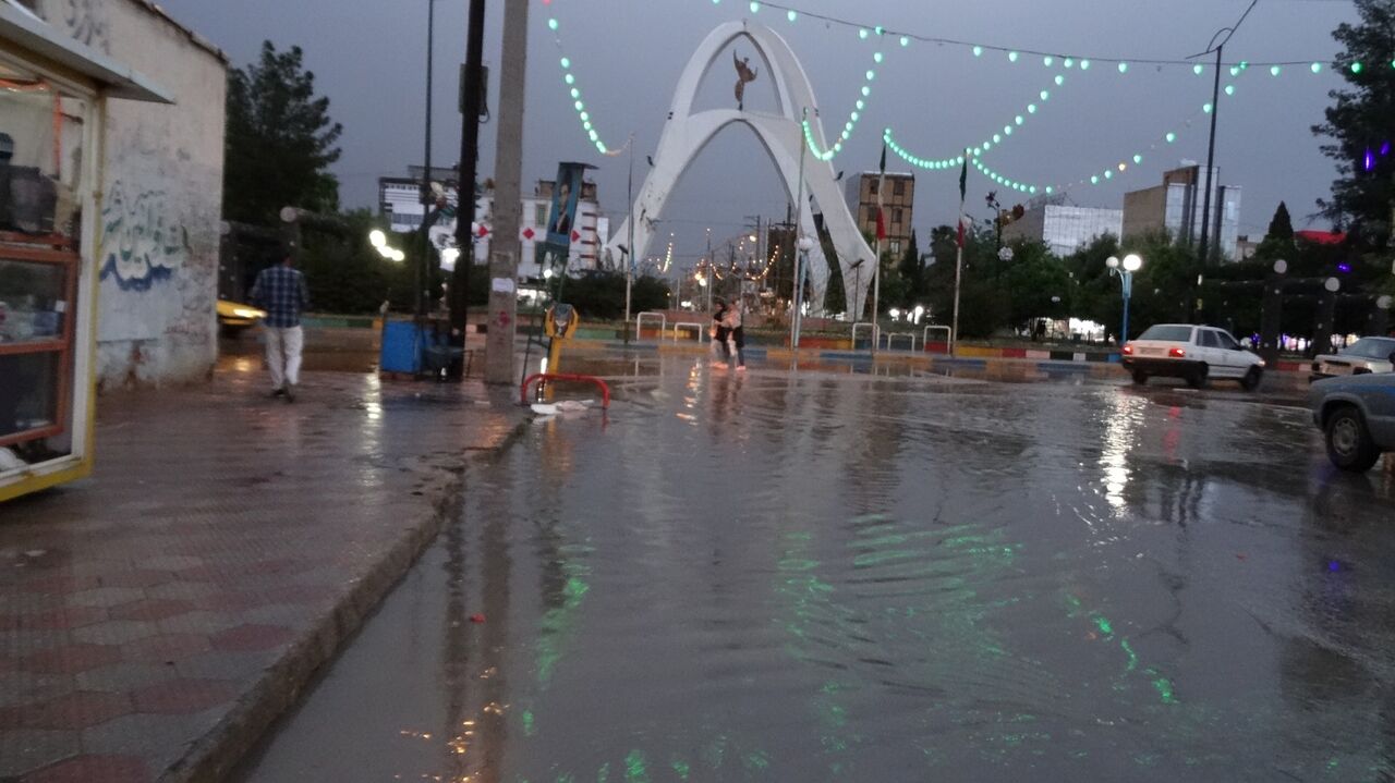 آبگرفتگی معابر دهدشت