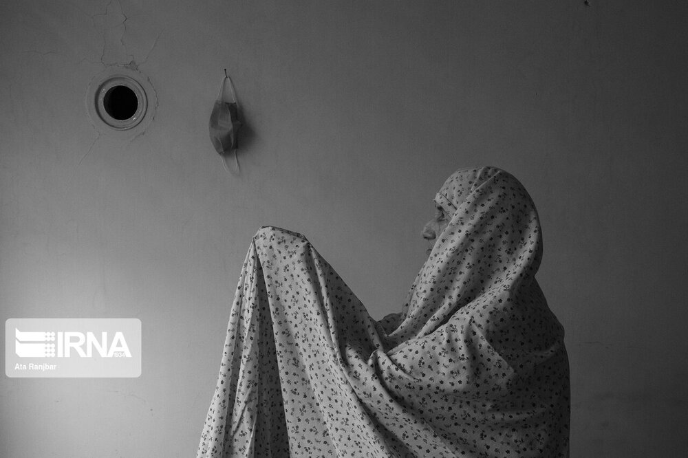 زندگی مادربزرگ با کرونا