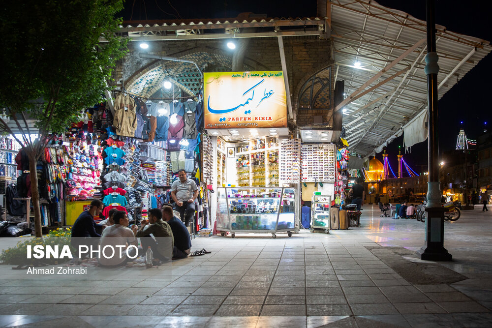 افطار در نزدیکی حرم حضرت معصومه(س)