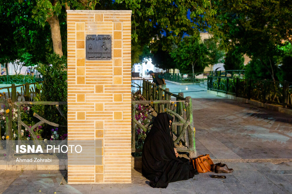 افطار در نزدیکی حرم حضرت معصومه(س)