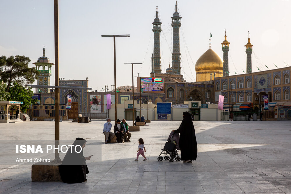 افطار در نزدیکی حرم حضرت معصومه(س)