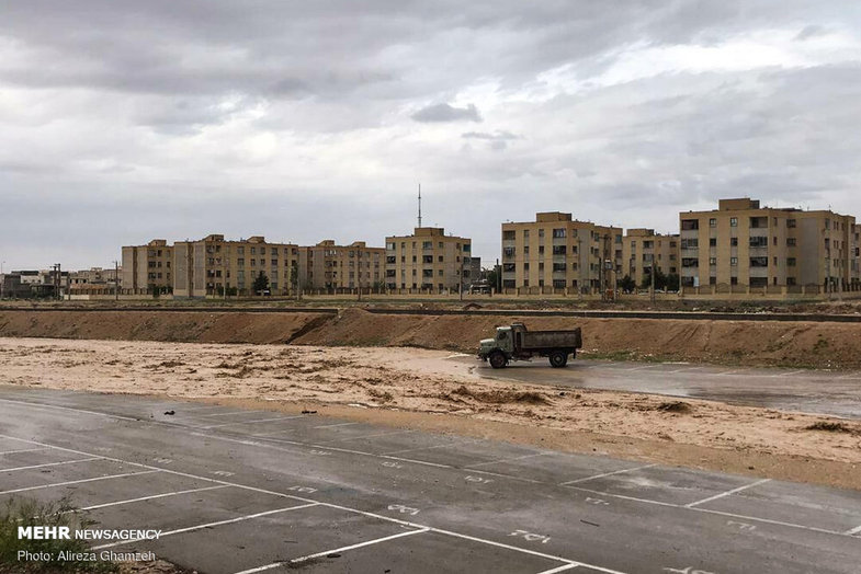 سلفی با سیلاب در سمنان
