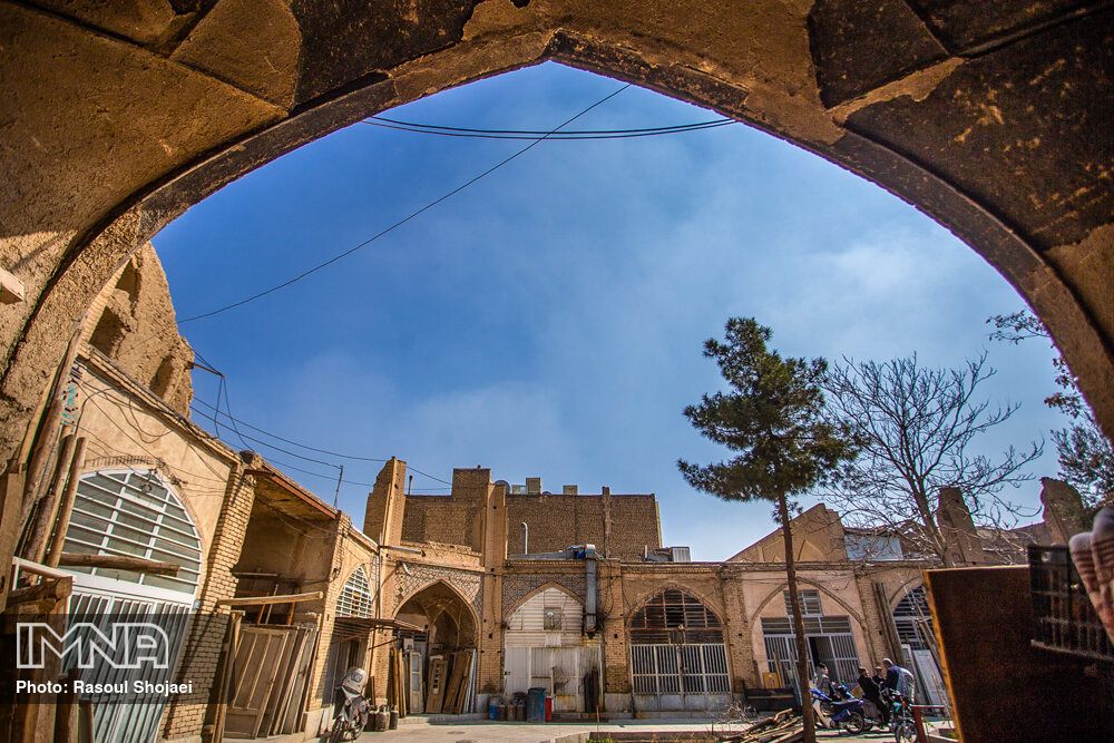 سرای تاریخی قصر جمیلان