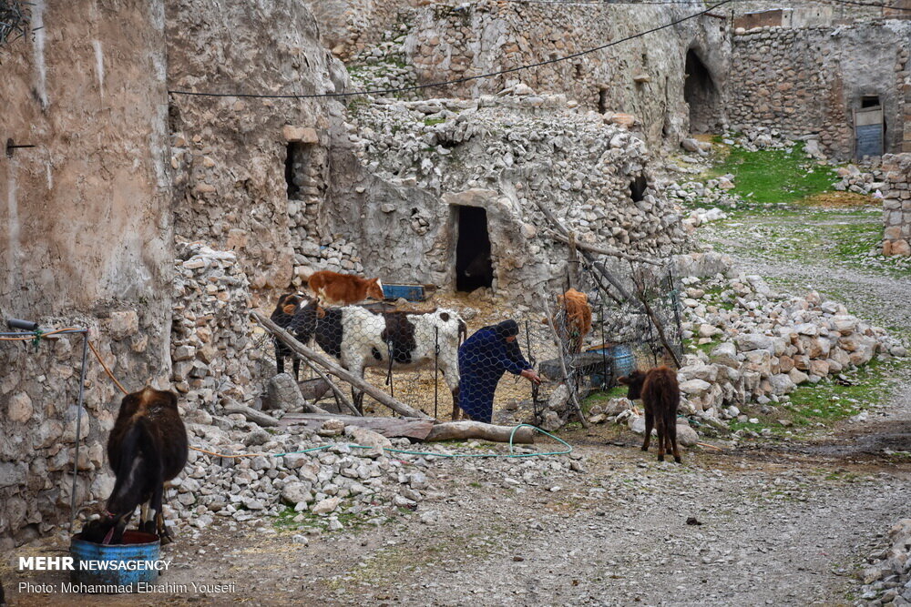 روستای سنگی با قدمت ۷۰۰ سال