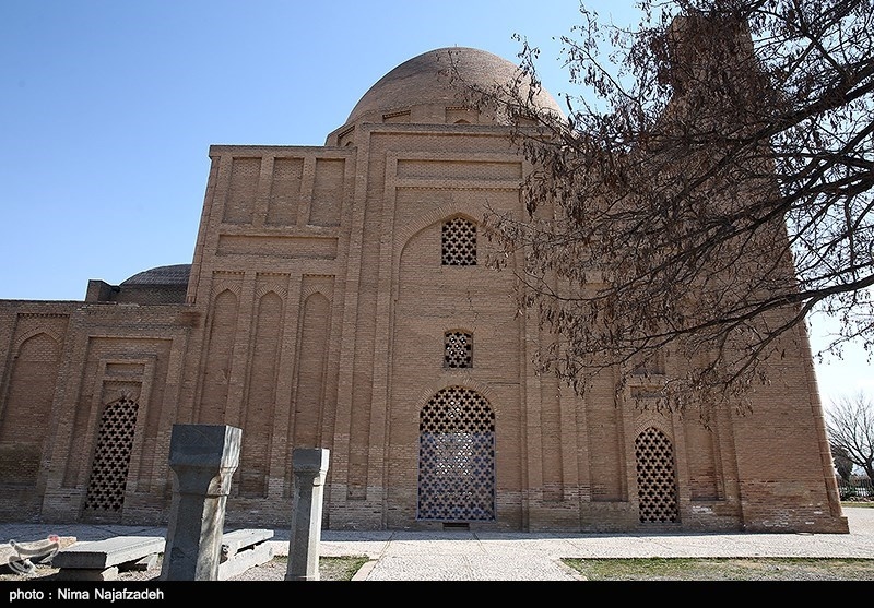 گنبد هارونیه - توس