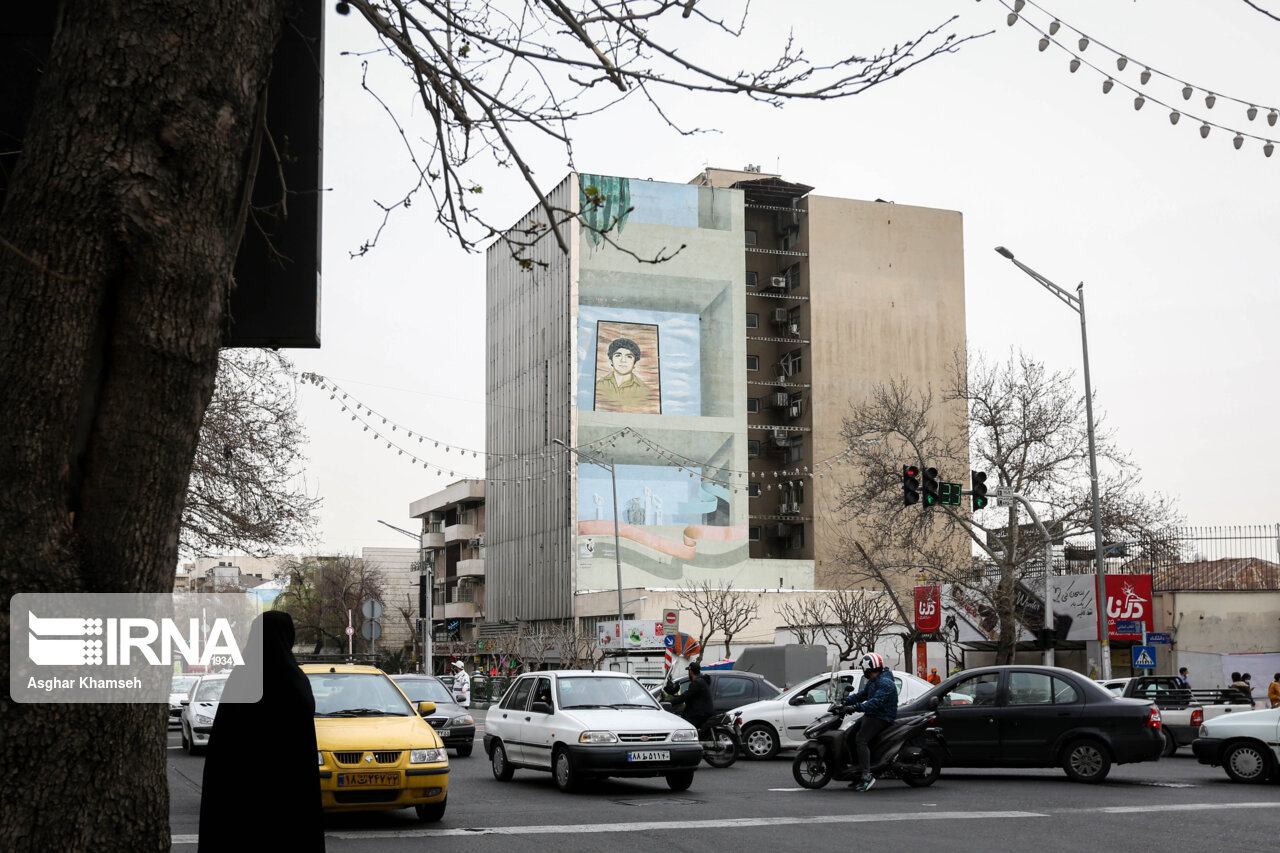 تصویر شهدا در شهر