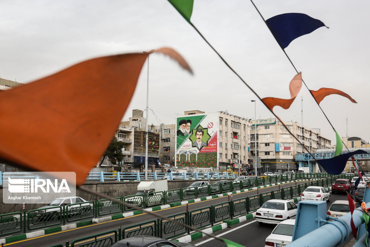 تصویر شهدا در شهر