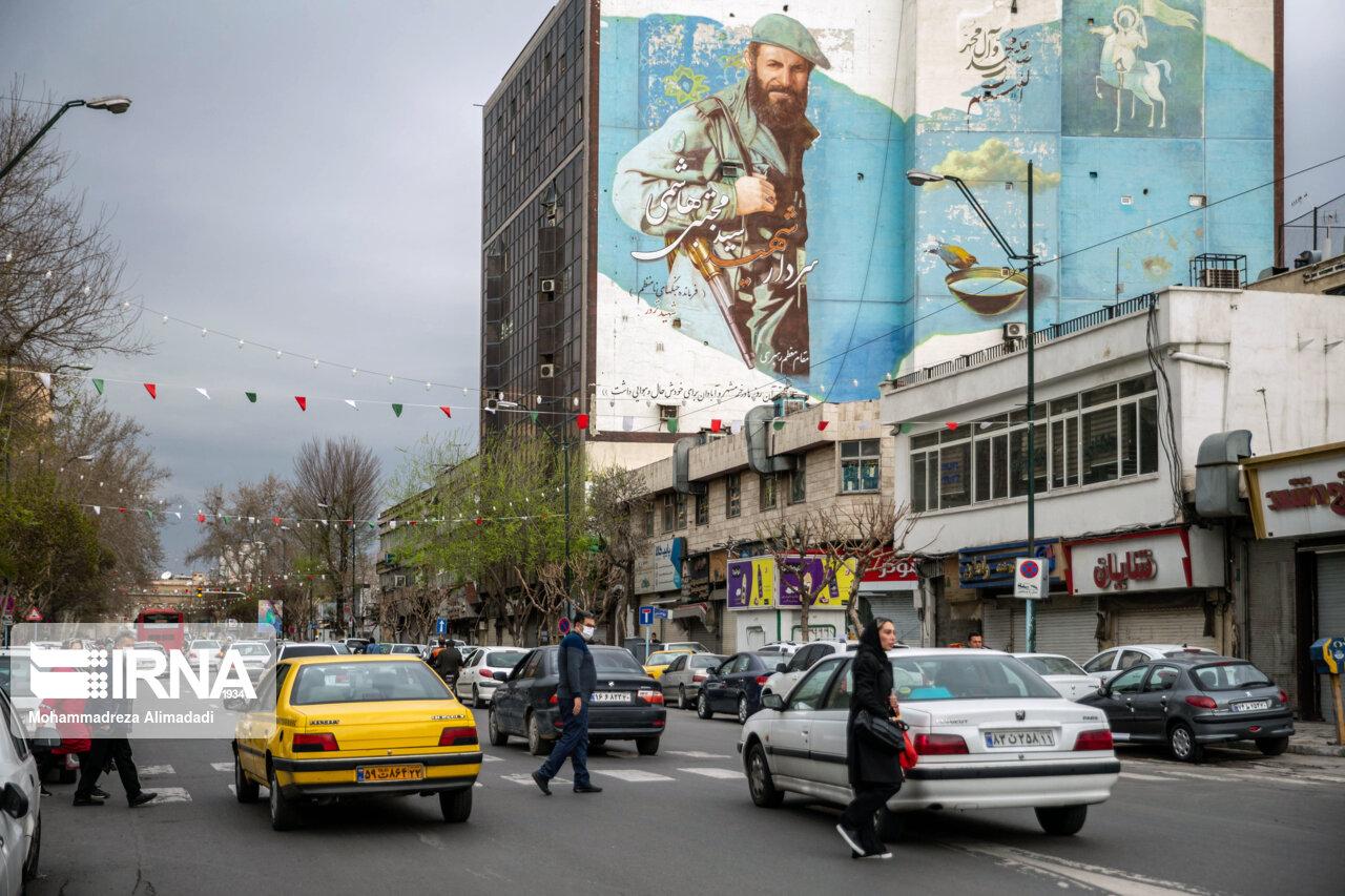 تصویر شهدا در شهر