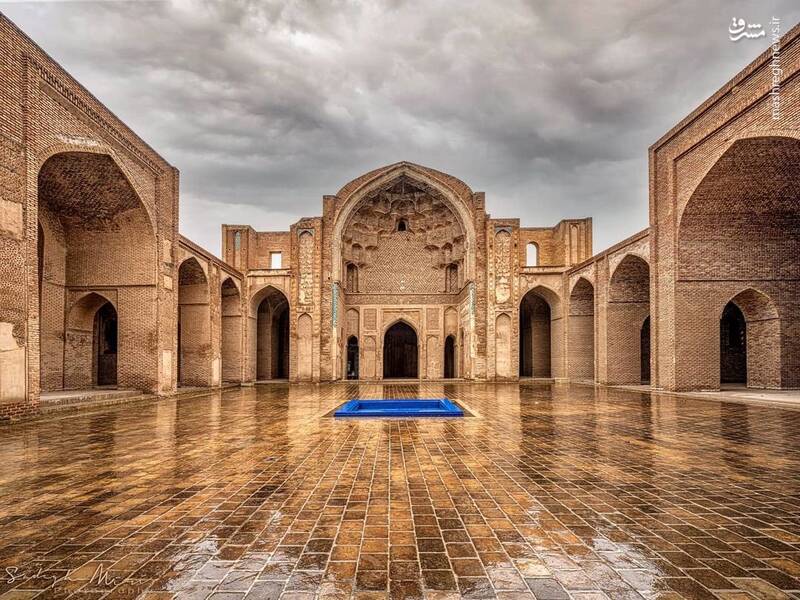 ایوان آجری زیبا در ورامین