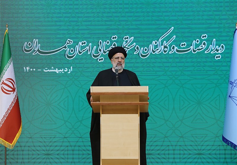 دستور رییسی برای تسهیل صدور مجوز کسب و کارها