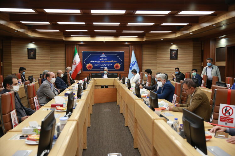 بازدید وزیر نفت از پالایشگاه تهران