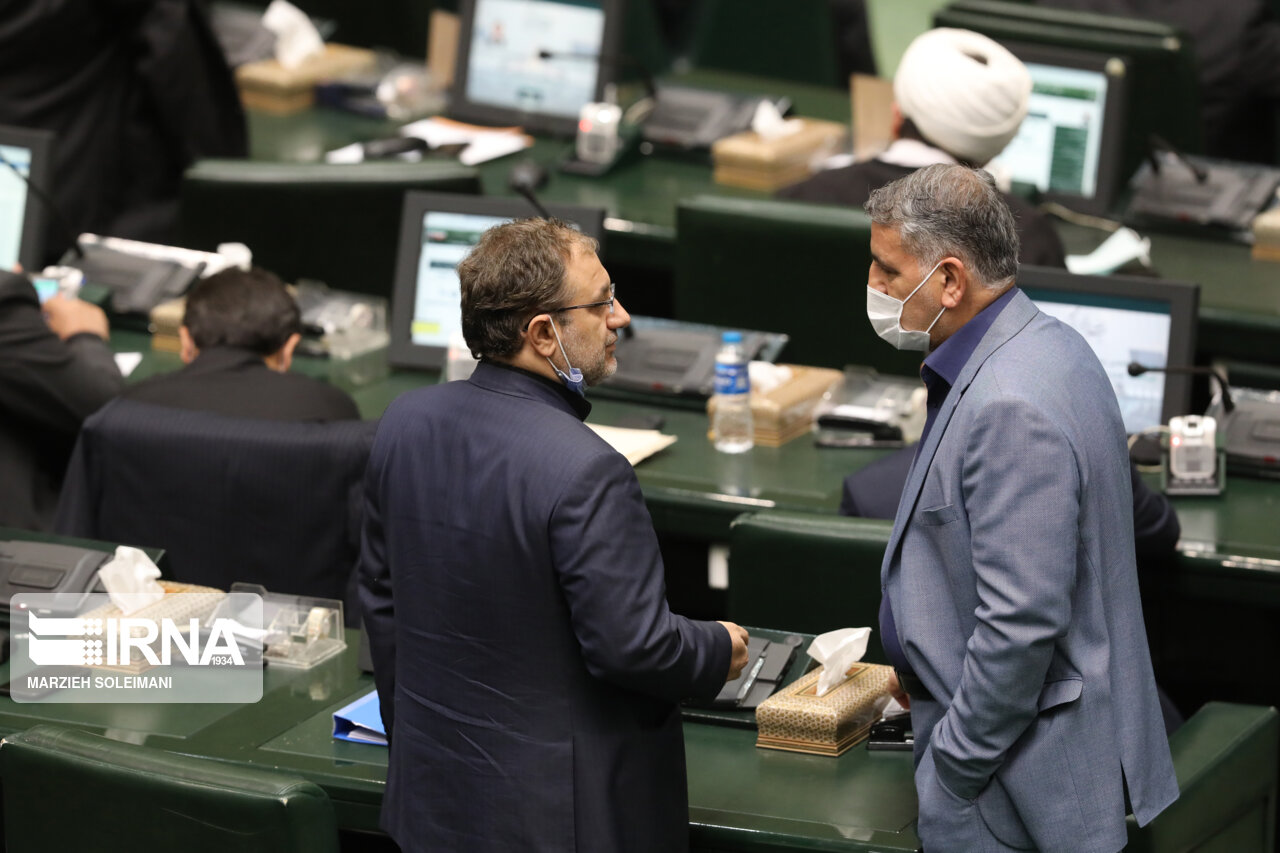 ادامه بررسی صلاحیت وزرای پیشنهادی در مجلس
