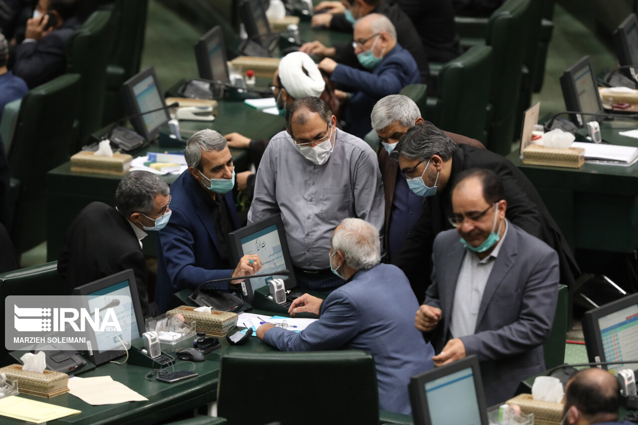 ادامه بررسی صلاحیت وزرای پیشنهادی در مجلس
