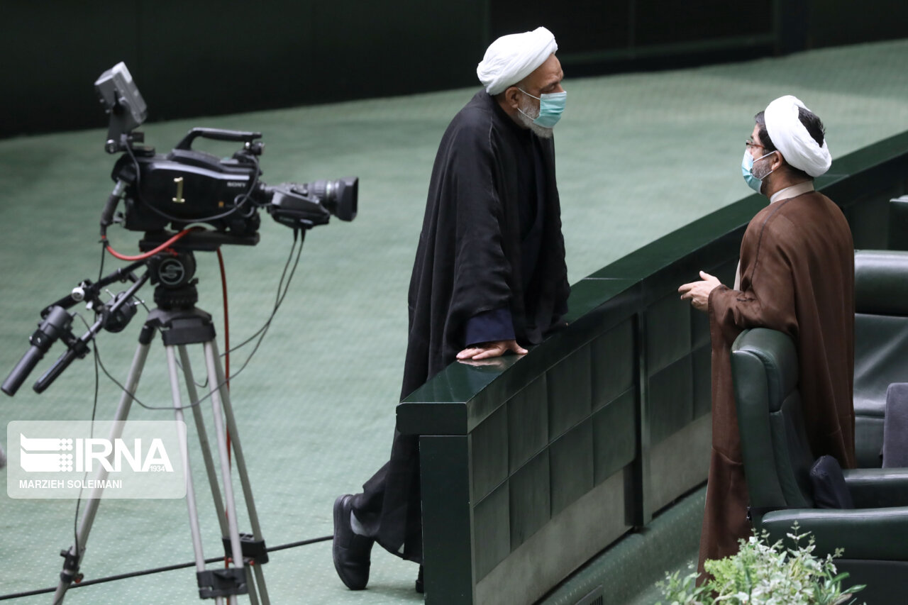 ادامه بررسی صلاحیت وزرای پیشنهادی در مجلس