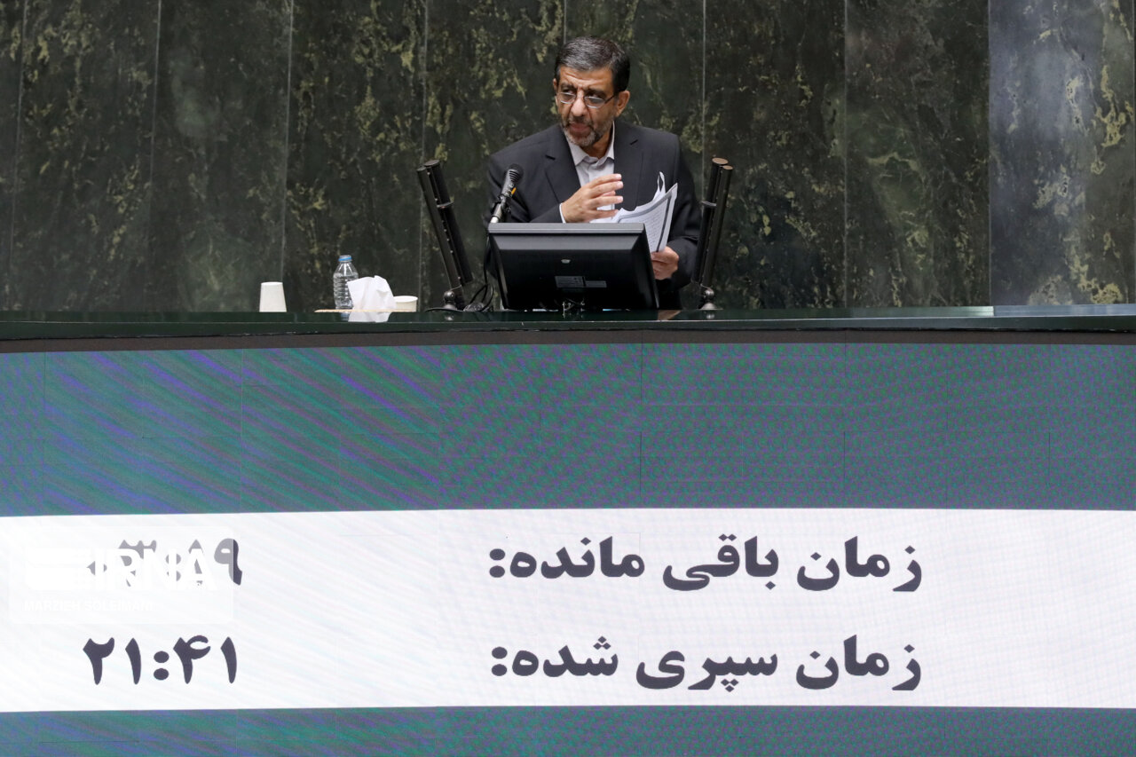 ادامه بررسی صلاحیت وزرای پیشنهادی در مجلس