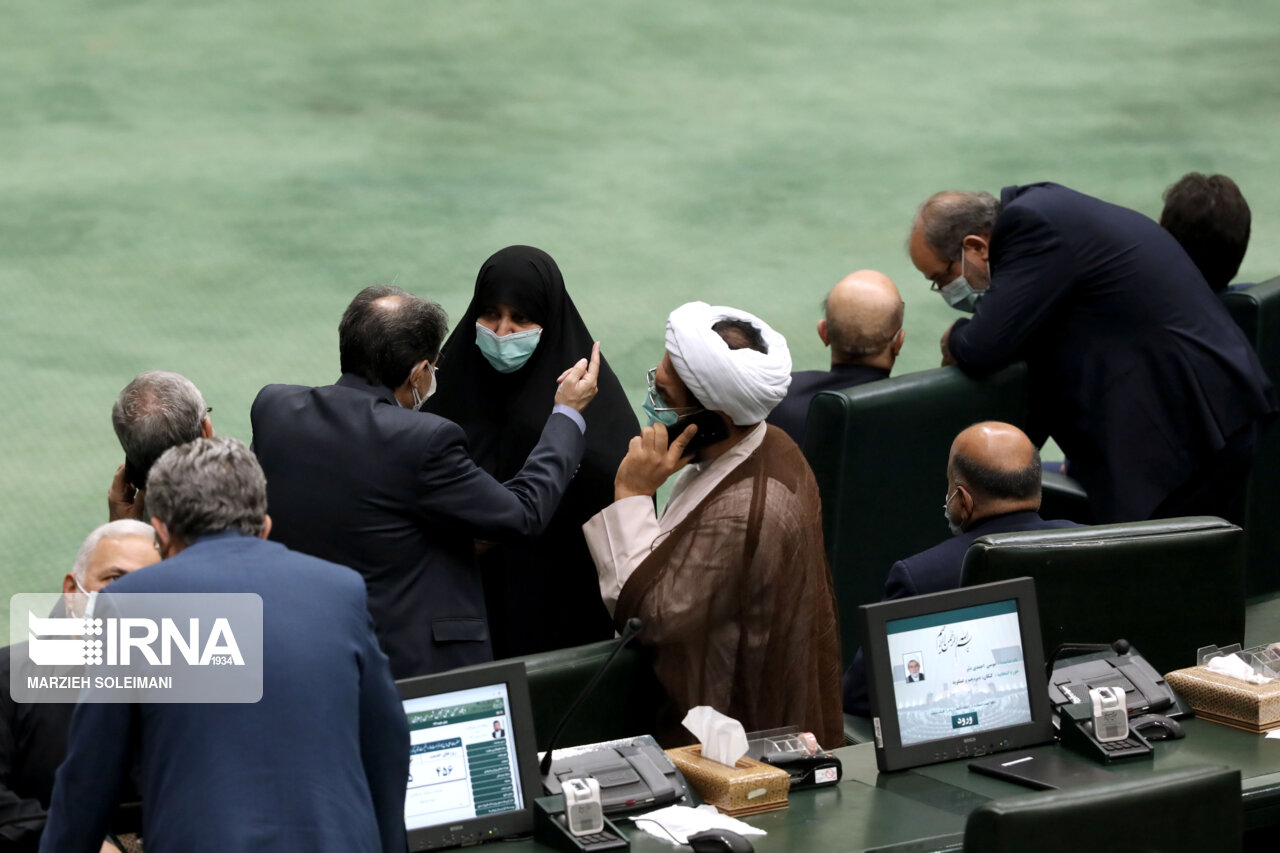 ادامه بررسی صلاحیت وزرای پیشنهادی در مجلس