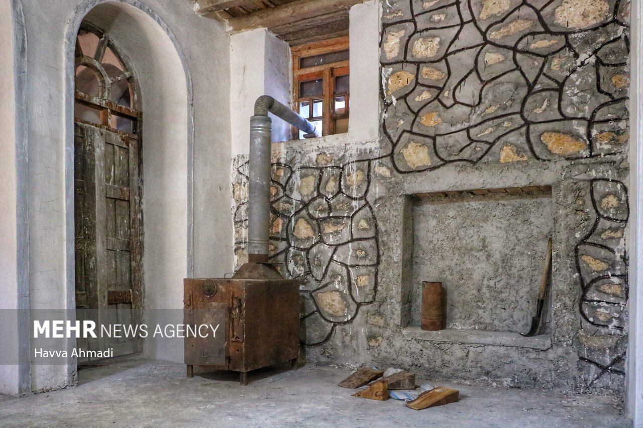 خنیاگر موسیقی مازندران