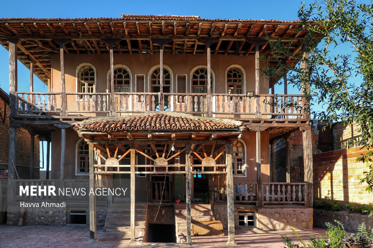 خنیاگر موسیقی مازندران