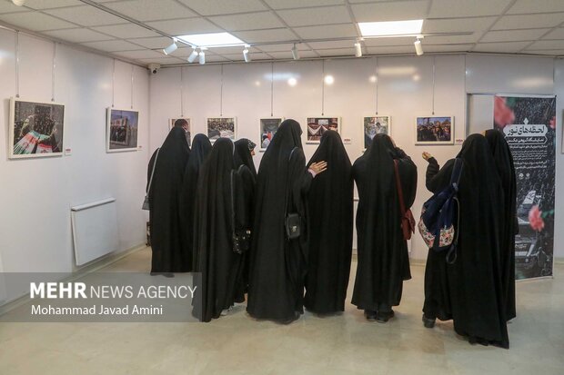 نمایشگاه عکس «لحظههای نور»