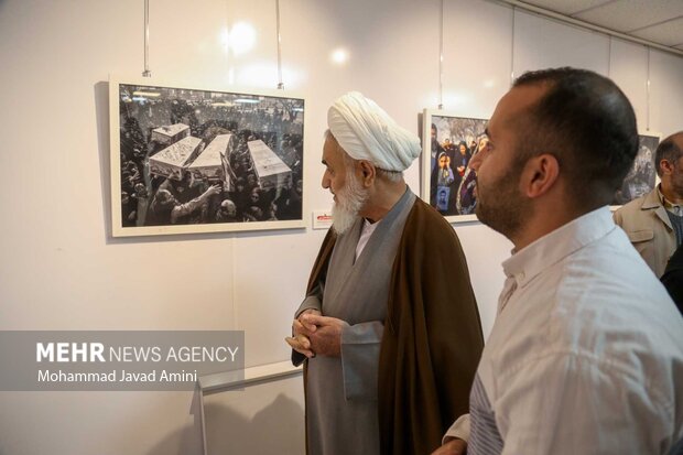نمایشگاه عکس «لحظههای نور»