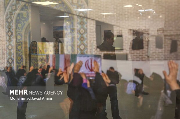 نمایشگاه عکس «لحظههای نور»